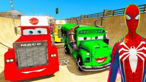 ЧЕЛОВЕК-ПАУК МАК Мега-рамповый челлендж! Дисней Маккуин МИСС Фриттер СУПЕР ГОНКИ ДЛЯ МАЛЬЧИКОВ