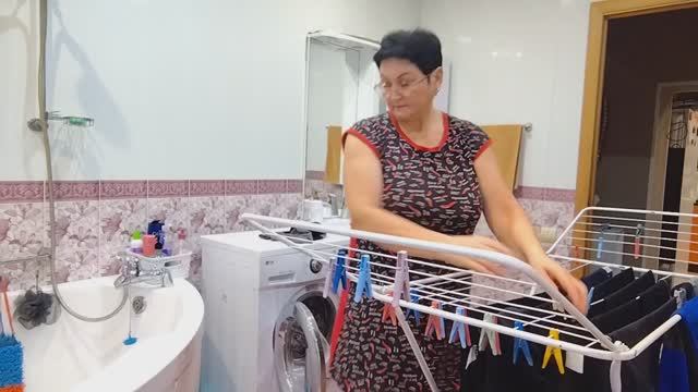 ОБЫЧНАЯ ЖИЗНЬ В СЕЛЕ/ ЗАВТРАК С ВАМИ. / У НАС, ЖЕНЩИН ДЕЛА НЕ ЗАКАНЧИВАЮТСЯ! смотреть онлайн