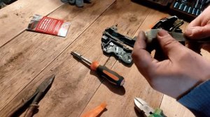 Замена электромотора в дверном замке Лансер 9