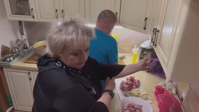 29-11-2025 УЖИН НА МАНГАЛЕ 👍/СЕМЬЯ❤️/жизнь здесь и сейчас ❤️❤️❤️ смотреть онлайн