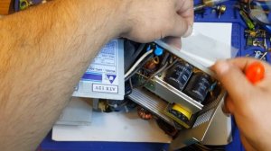 Блок питания Чифтек с необычной схемотехникой