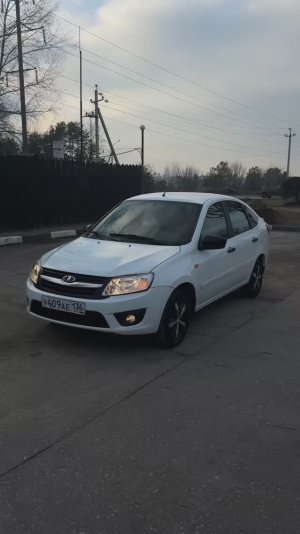 Видеообзор автомобиля Лада Гранта 2015 года выпуска.