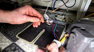 Холодильник Liebherr. Замена импульсного клапана.