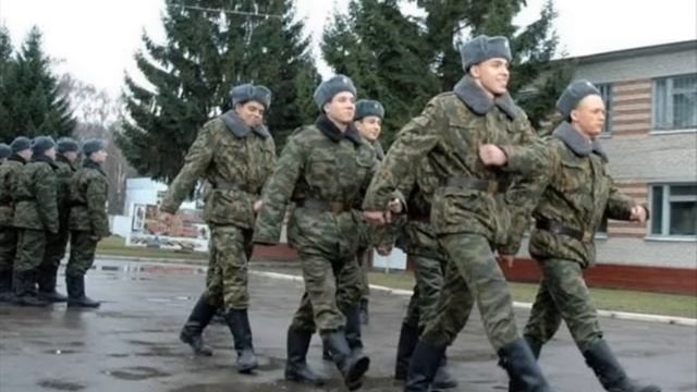 ПЕТЛЮРА - Платье белое 1996 г. смотреть онлайн