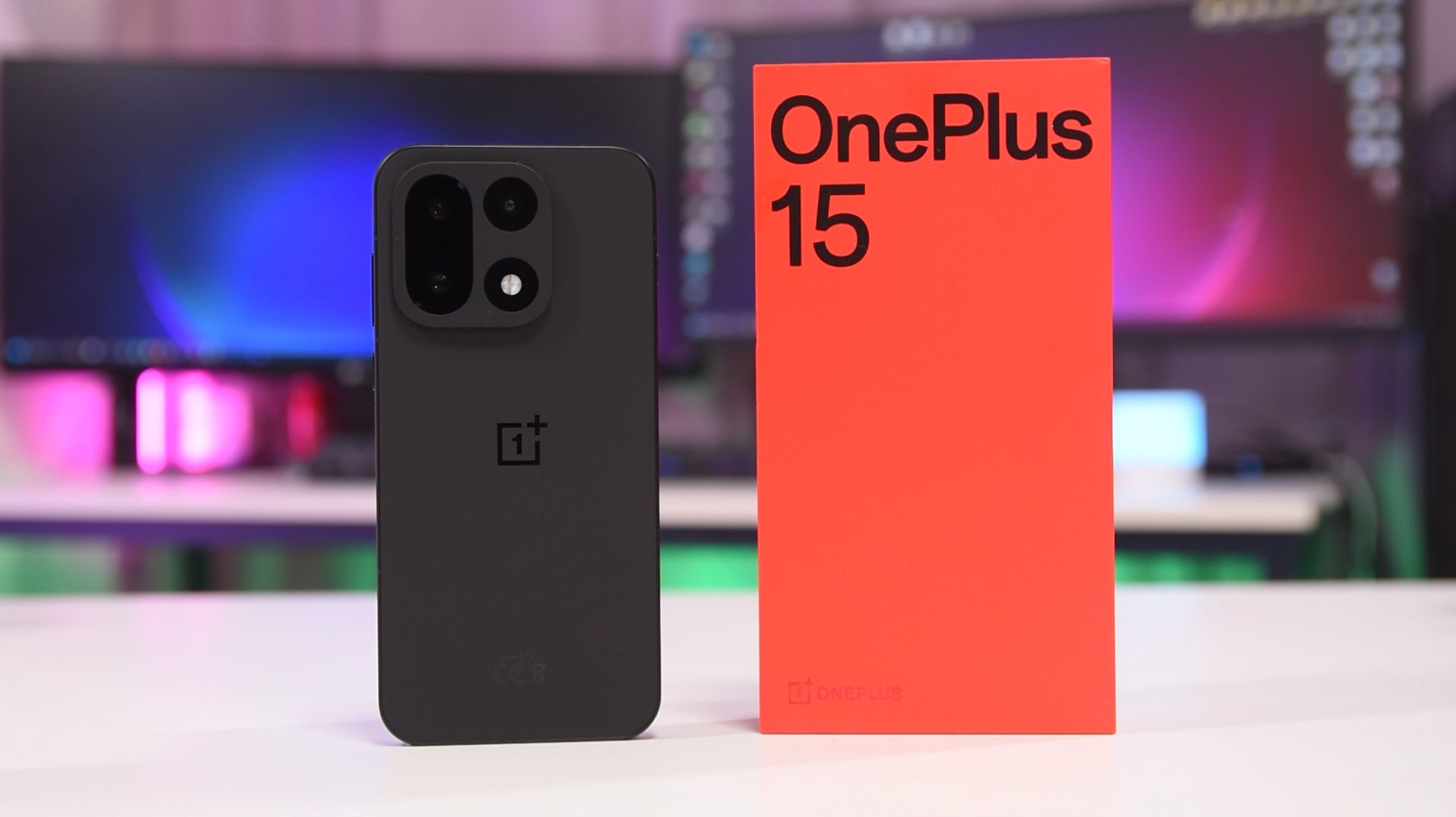 OnePlus 15 Обзор смартфона смотреть онлайн