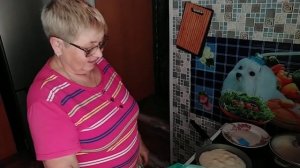 ХОЗЯЙНИЧАЕМ С ВНУЧЕНЬКОЙ //  ПРИМЕРКА ШАПОК //