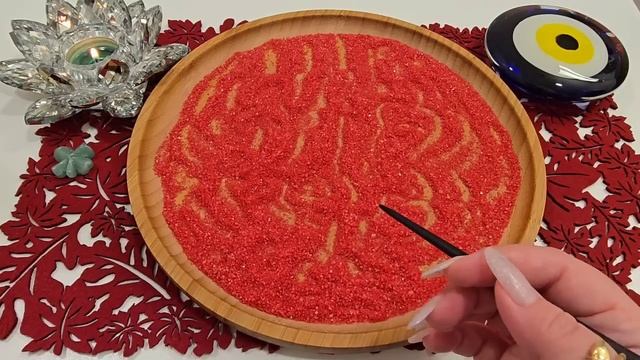 Гадание на песке: чем вы зацепили мужчину♥️❓ его признание вам💯😱 смотреть онлайн