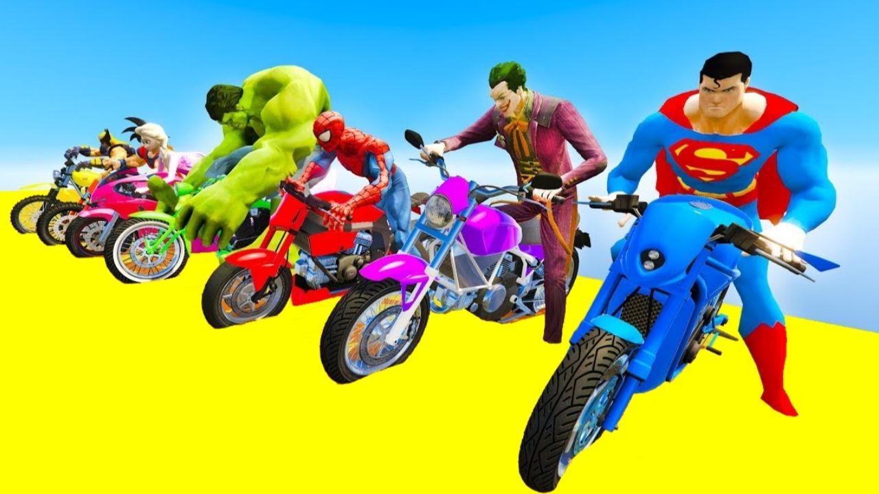 Мотоциклы и Человек-паук с забавными супергероями для детей. Мультфильмы для детей и малышей. смотреть онлайн