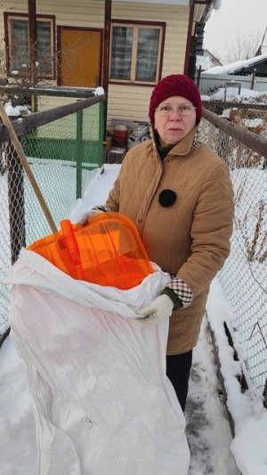 Че-то тоже поработать захотелось (Лопаты для уборки снега)