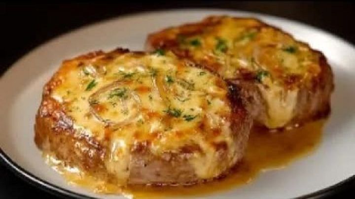 Шикарное МЯСО на Праздничный Стол! МЯСО на Новый Год 2026! ОЧЕНЬ ВКУСНО И СОЧНО! смотреть онлайн