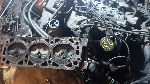 Замена прокладки ГБЦ Форд Таурус 4