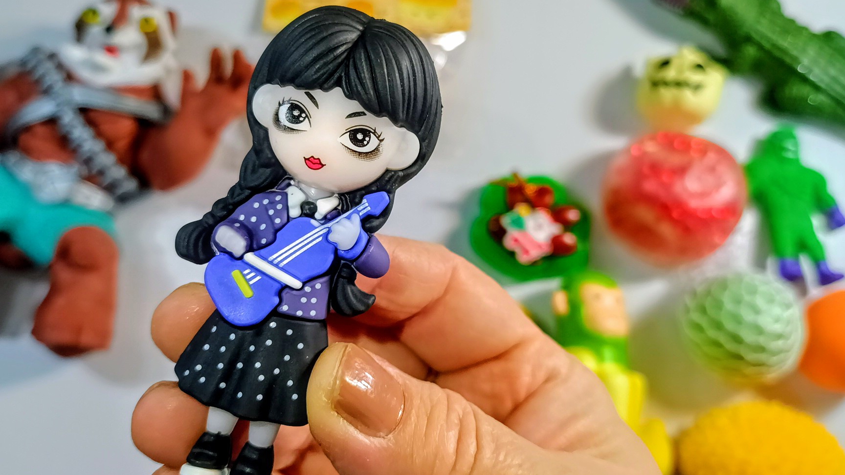 АСМР распаковка сквишей и антистрессов 🥰 Таба СКВИШИ лапки 🐾 приятные звуки АСМР сквишей 😍 смотреть онлайн