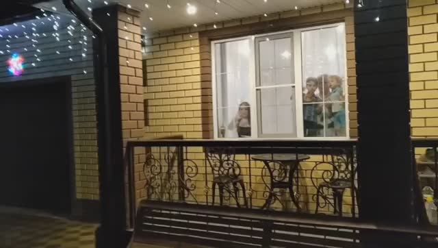 Поздравление с Днем матери от полицейских Подмосковья смотреть онлайн