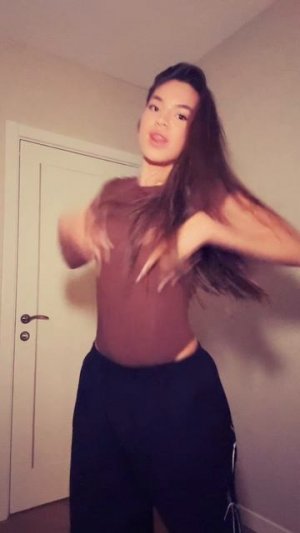 Танцевальное настроение 🙂↕️🐈⬛ А у вас оно бывает?