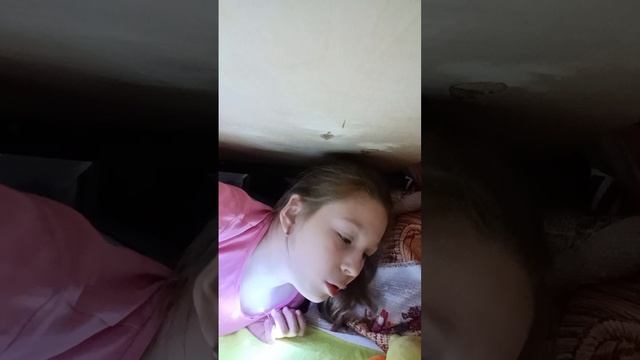 строю секретную комнату