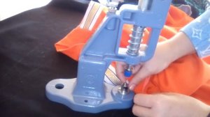 как установить трикотажную кнопку на прессе тер2