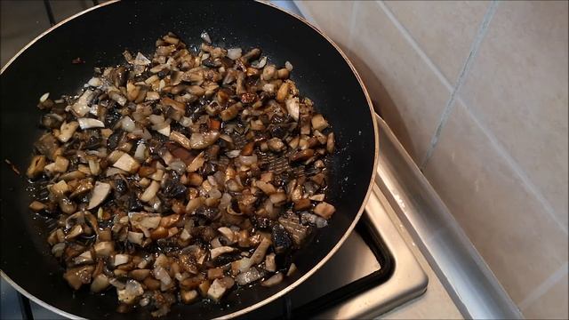 МЯСНОЙ БАТОНЧИК и АРАБСКИЕ БЛИНЧИКИ.Блюда на Праздничный стол смотреть онлайн