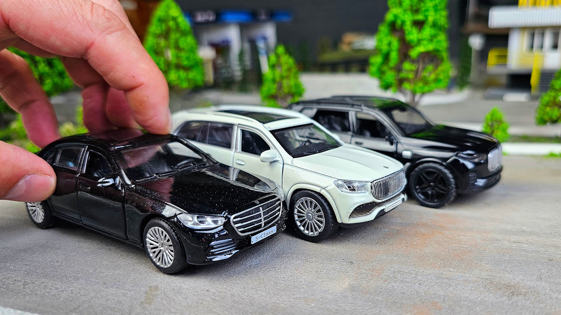 Модельки БМВ, Мерседес, Майбах модели Технопарк. Про машинки