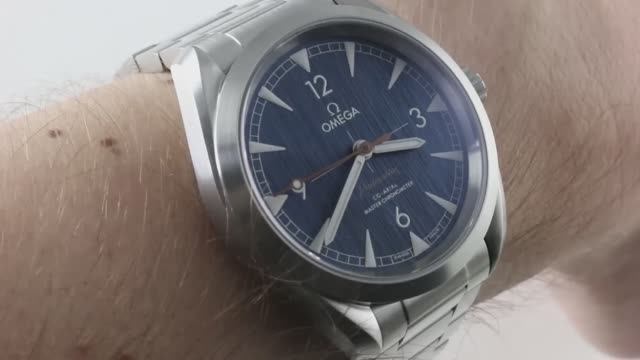 Обзор роскошных часов OMEGA SEAMASTER RAILMASTER DENIM 2018 "СИНИЕ ДЖИНСЫ" 220.10.40.20.03.001