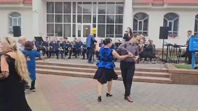 Танцуем с Яной Котовой смотреть онлайн