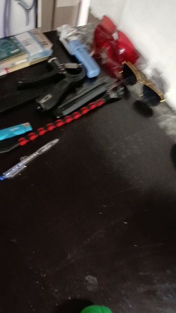 Построил студию дома