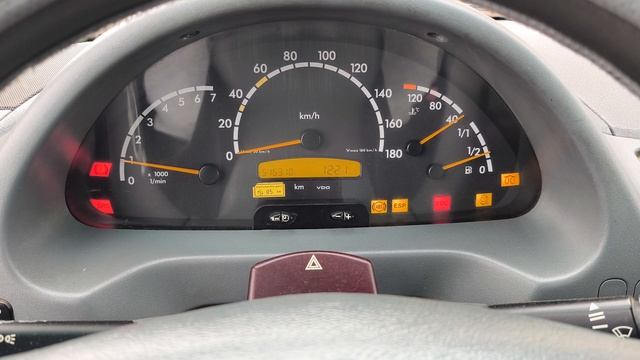 Запуск Спринтера 313cdi.mp4 смотреть онлайн