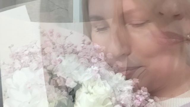 Поздравляю милых мам с праздником 💓🌺💐