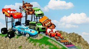 Молния МАКВИН и его друзья на безумных колесах! Кто пройдет ОГРОМНЫЙ СПУСК?! BeamNG.Drive