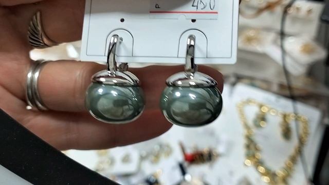 "Искусство ювелирной бижутерии: Как выбрать идеальное украшение. Заказ на ватсап +79083191849 смотреть онлайн