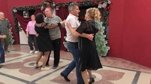 На вечеринке лучших друзей... 29.11.25...