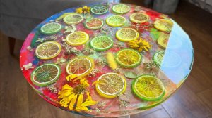 Мой самый яркий стол из эпоксдной смолы! Сочные лимоны и цветочная магия.