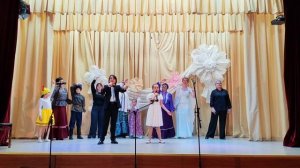 "Пусть миром правит любовь!"сл. и муз. А. Алексин,исполняют Егор и Мария Стафеевы.#shorts