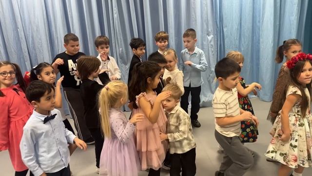 С днем мамочки