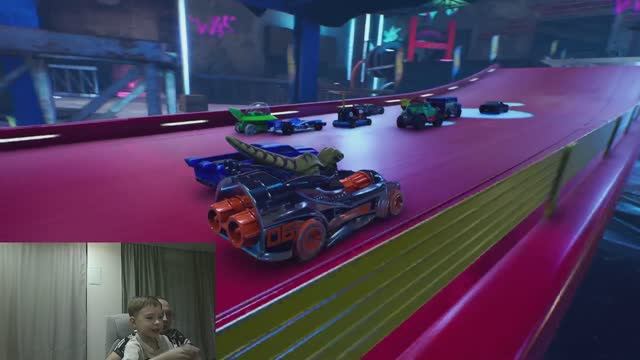 хотвилсы HOT WHEELS UNLEASHED смотреть онлайн