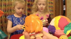 открываем гору сюрпризов