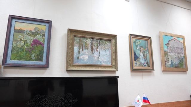 Творческий вечер семьи художников Коробкиных провели в Доме Дружбы смотреть онлайн