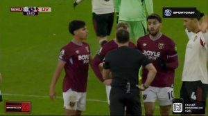 Лукас Пакета получил 2 желтые картчоки за секунды