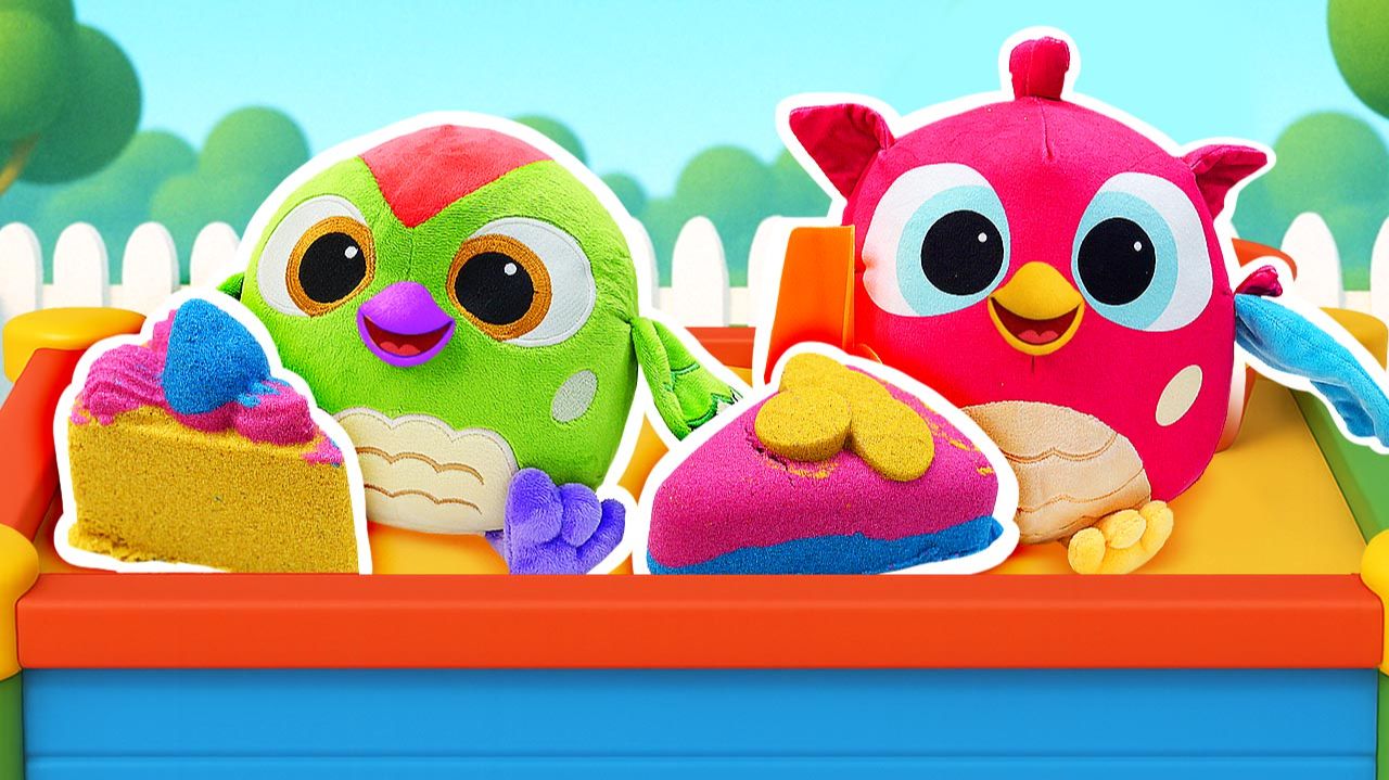 Совенок Хоп Хоп и дятел Тук Тук играют с цветным песком! смотреть онлайн