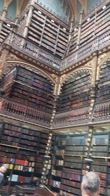 Real Gabinete Português De Leitura