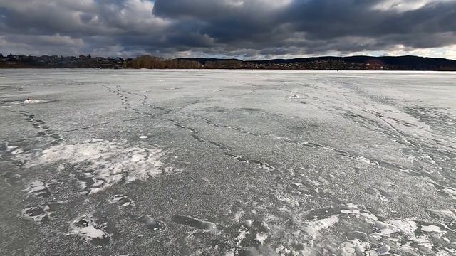 У него трофейная щука больше моей / Второй день подряд нам везёт/ 21.03.2025 смотреть онлайн