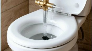 Как регулируется уровень воды в бачке унитаза. смотреть онлайн