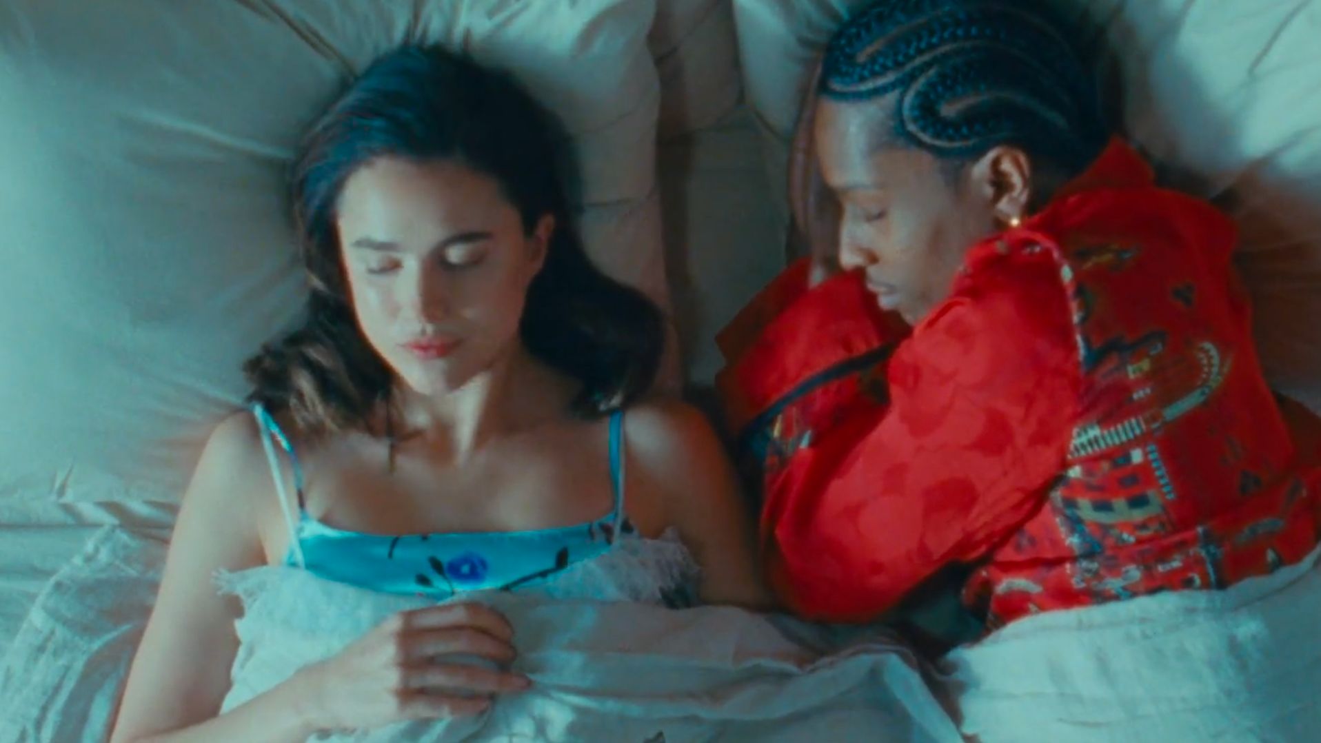 CHANEL Métiers d’art 2026 Show in New York смотреть онлайн