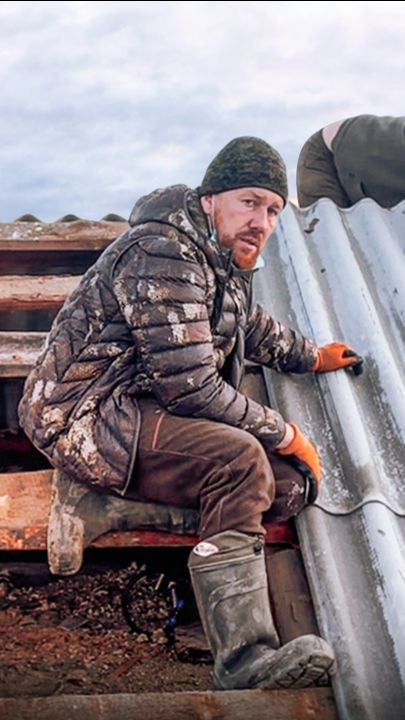 На мотоцикле в заброшенную деревню... смотреть онлайн