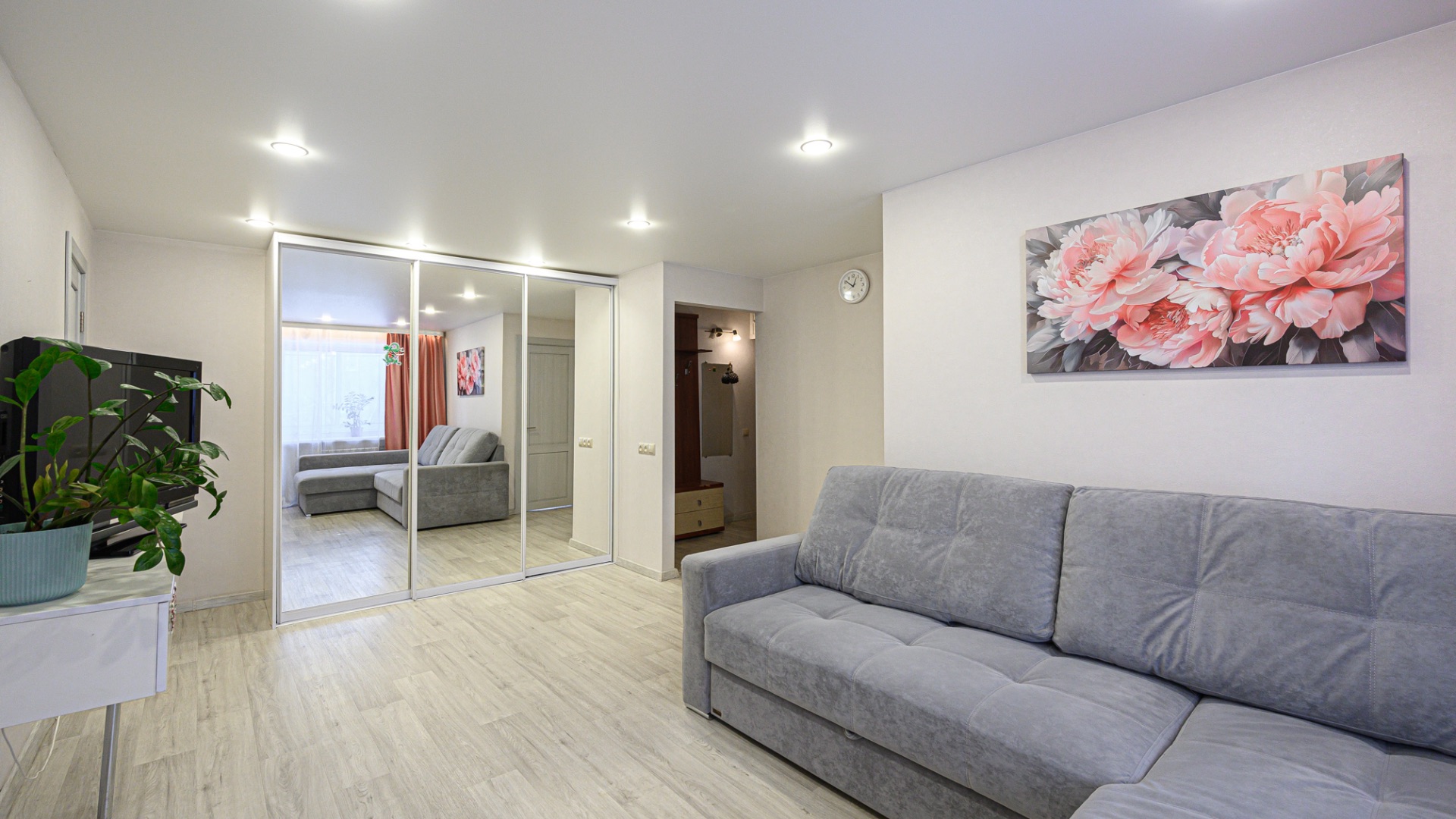 Двухкомнатная квартира, Новосибирск, Калининский район, ул. Танковая, д.41/2 смотреть онлайн