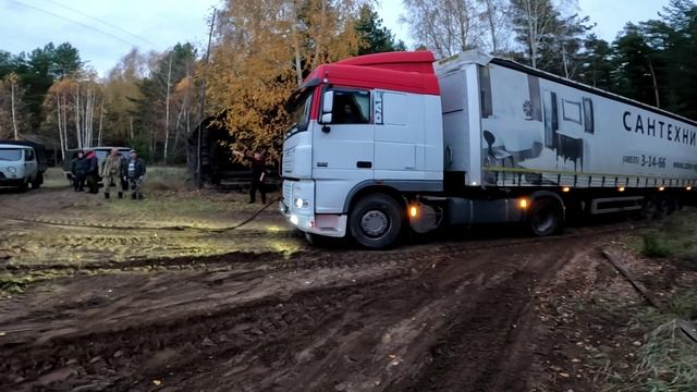 Тянем фуру по пескам смотреть онлайн