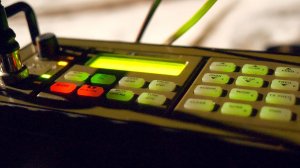 Лес, зима, костёр, радиосвязь и Barrett-940.