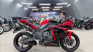 Обзор Yamaha YZF R1 |В НАЛИЧИИ|