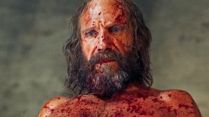 Люди издеваются над НИЩИМ СТАРИКОМ и бросают в него ЕДУ, не подозревая, что он их КОРОЛЬ [пересказ]