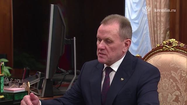 Владимир Путин провёл рабочую встречу с директором ФСИН Аркадием Гостевым смотреть онлайн