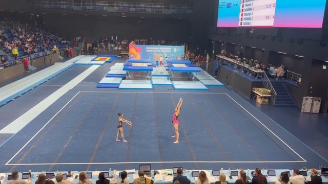 ЖП 13-19 лет, Родичева Мария и Кузенкова Виктория , ДК «Машиностроитель», Комбинированное упражнение